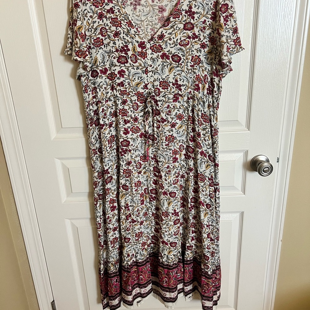 Floral Print V-Neck Dress